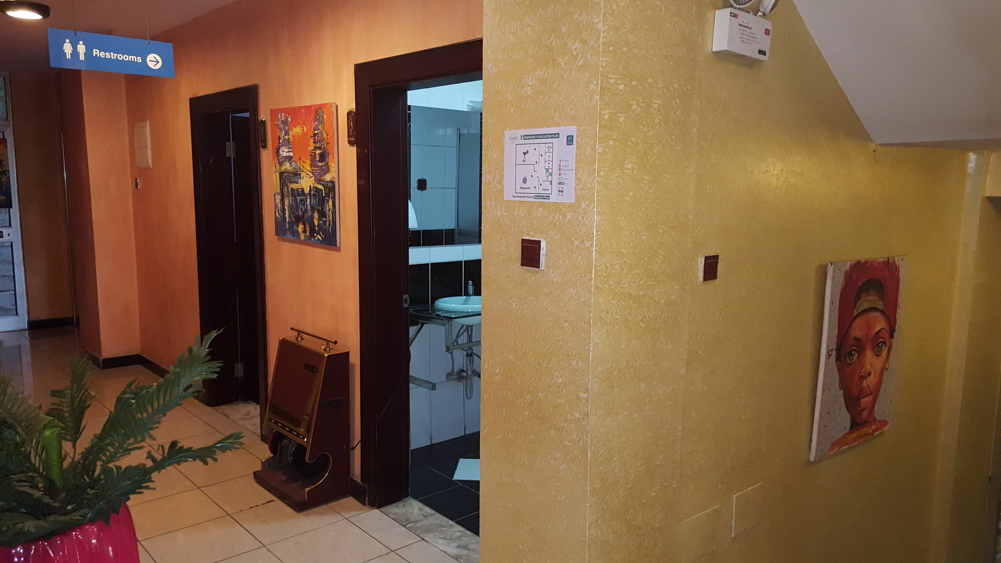 Trinity Hotel Addis Abeba Esterno foto
